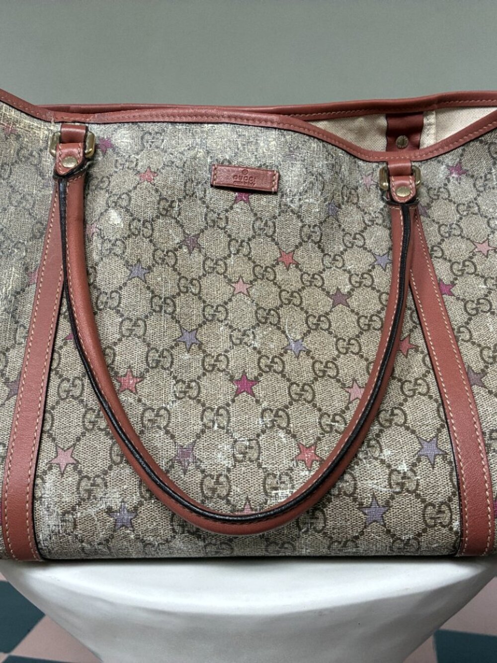 Gucci 197953 GG Supreme Star